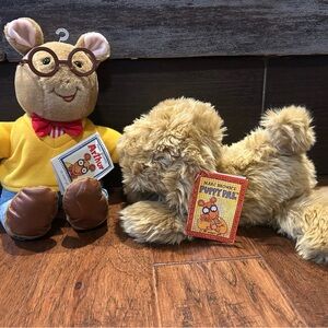 Vintage 1996 Marc Brown Arthur and Puppy Pal stuffed animals.